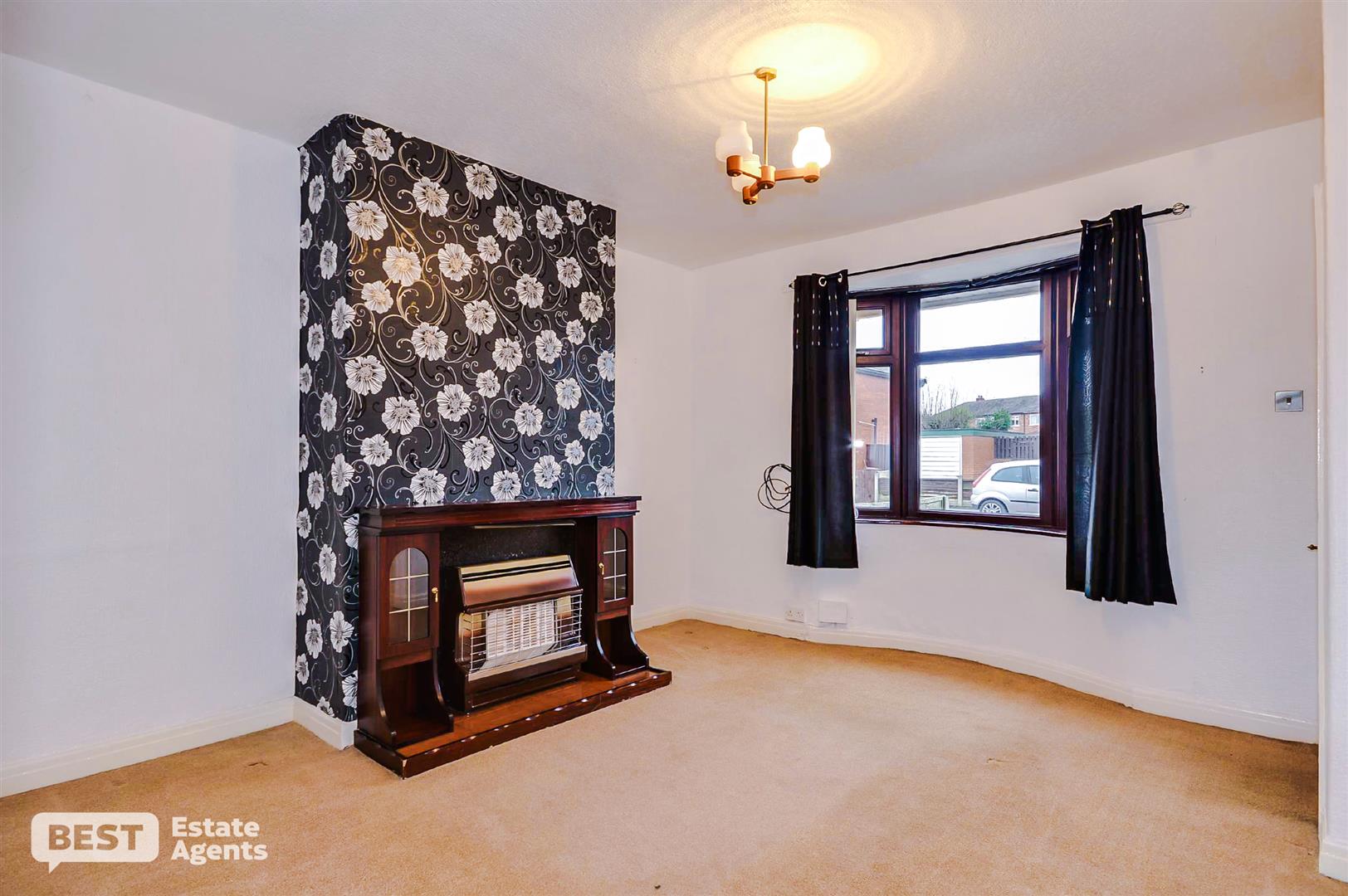 Carr Common Road, Hindley Green, Wigan, Greater Manchester BEST Estate Agents